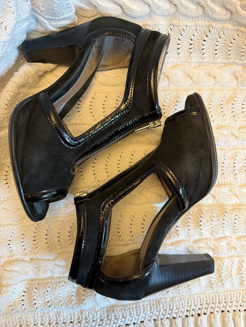 Sofft Black Peep-Toe Cutout High Heel Shootie 7.5 Goth Zipper Bootie